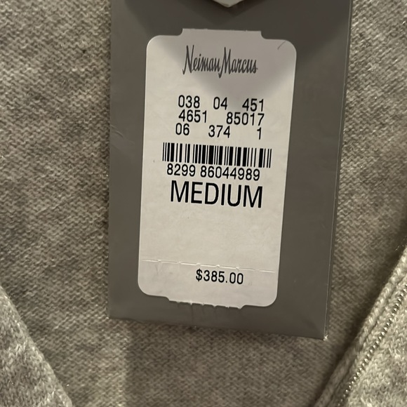 NEIMAN MARCUS - Picture 3 of 7